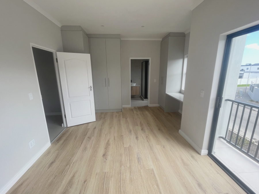 3 Bedroom Property for Sale in Sandown Western Cape